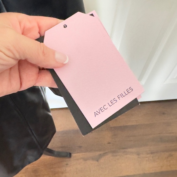 Avec les Filles Women's Black Leather Jacket - Picture 7 of 9